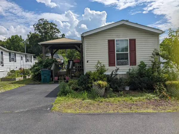 4 Treeline CIR #4, Cold Spring, NY 10516