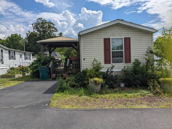 4 Treeline CIR #4, Cold Spring, NY 10516