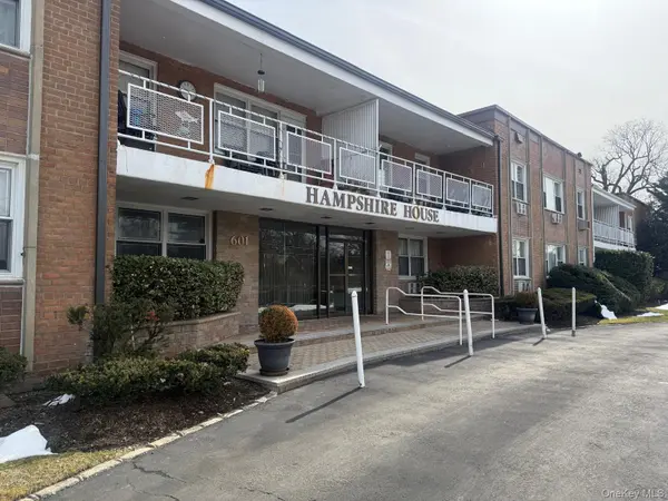 601 Chestnut ST #A-21, Cedarhurst, NY 11516