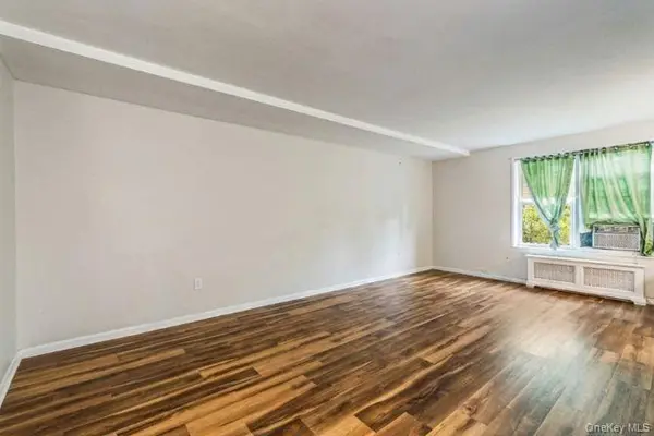 42-40 Bowne ST #1F, Flushing, NY 11355