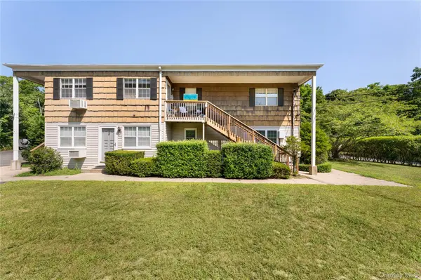40 Canoe Place RD #5, Hampton Bays, NY 11946