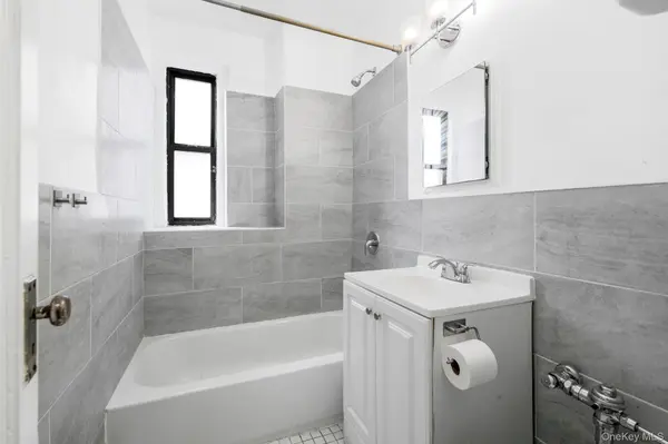 306 E Mosholu Pkwy #1F, Bronx, NY 10458