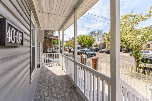 40-09 23rd AVE, Astoria, NY 11105
