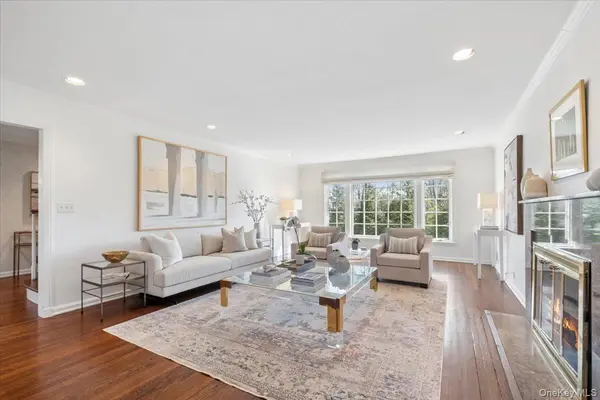 1 Normandy LN, Scarsdale, NY 10583