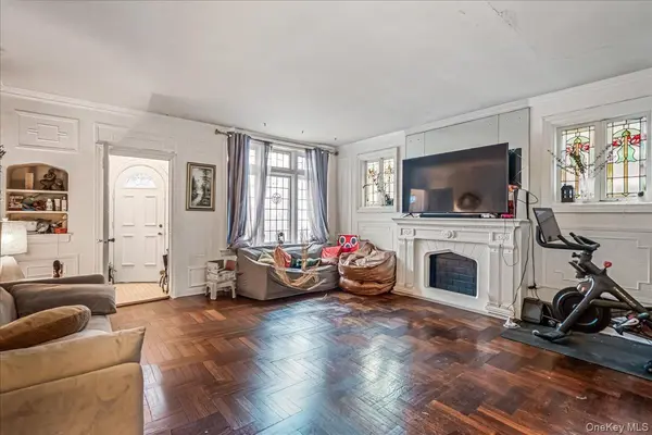 1404 E 49th ST, Brooklyn, NY 11234