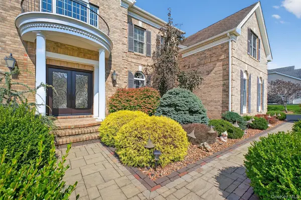 144 Shamrock Hills DR, Wappingers Falls, NY 12590