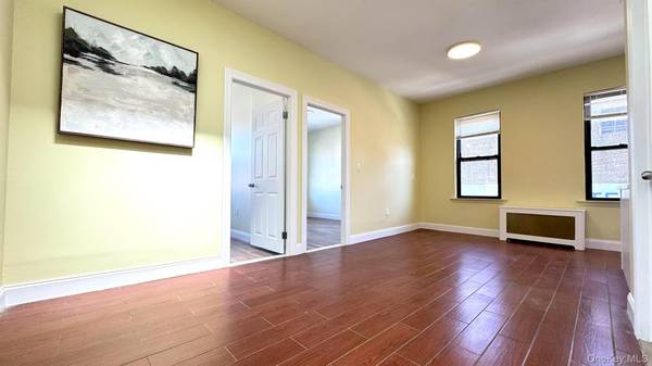 121-20 Liberty AVE, Richmond Hill, NY 11419