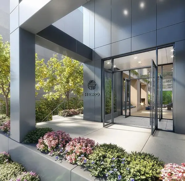 2416 Queens PLZ #18B, Long Island City, NY 11101