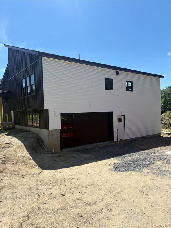 113 Whitlock RD, Otisville, NY 10963