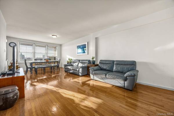 3425 150th PL #6E, Flushing, NY 11354