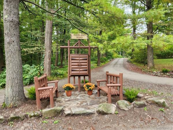167 Highland RD, Cold Spring, NY 10516