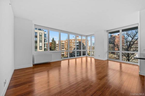 640 W 237th ST #3E, Bronx, NY 10463