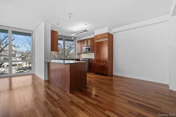 640 W 237th ST #3E, Bronx, NY 10463
