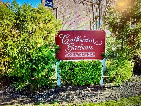 32 Cathedral AVE #6C, Hempstead, NY 11550