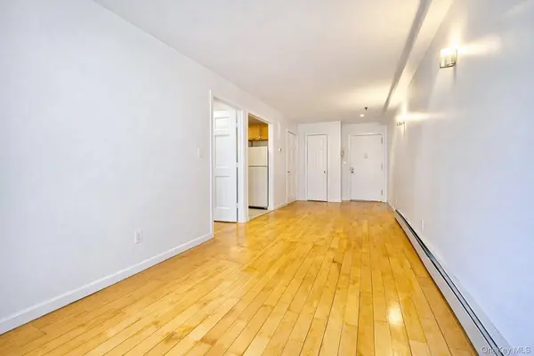 30-74-76 30th ST, Astoria, NY 11102