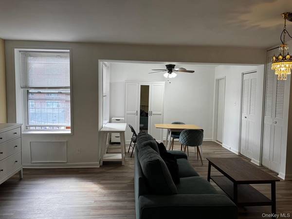 144-24 37th AVE #3J, Flushing, NY 11354