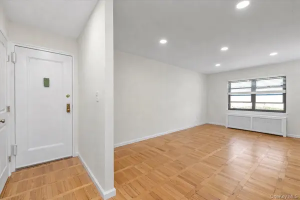 1197 E broadway #K11, Hewlett, NY 11557