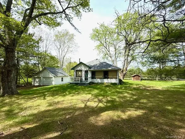 94 Airport RD, Eldred, NY 12732