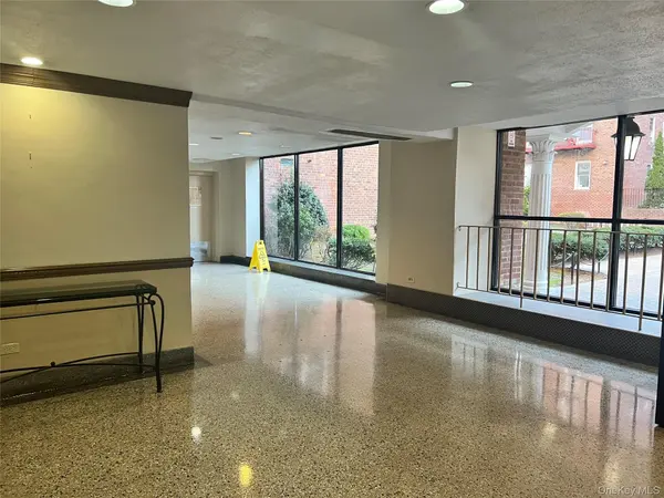 105-38 63rd DR #5K, Forest Hills, NY 11375