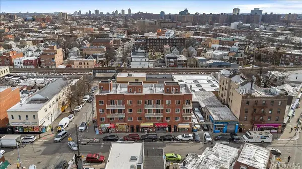 101-12 43rd AVE, Corona, NY 11368