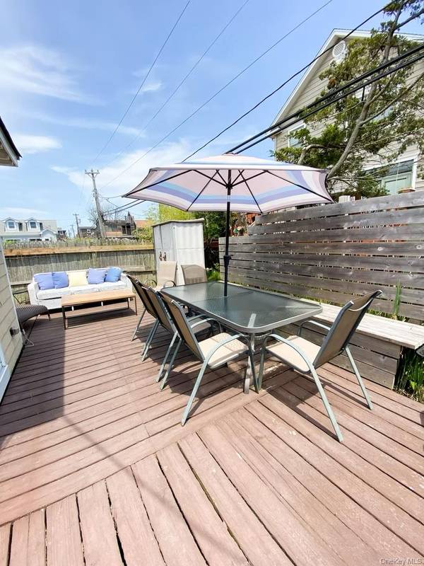 298 Cottage WALK, Ocean Beach, NY 11770