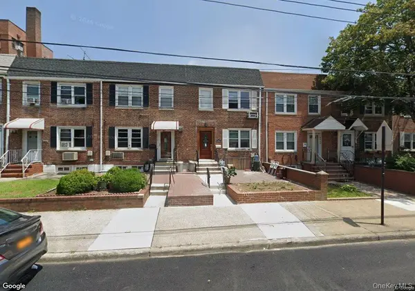 8415 259th ST, Floral Park, NY 11001
