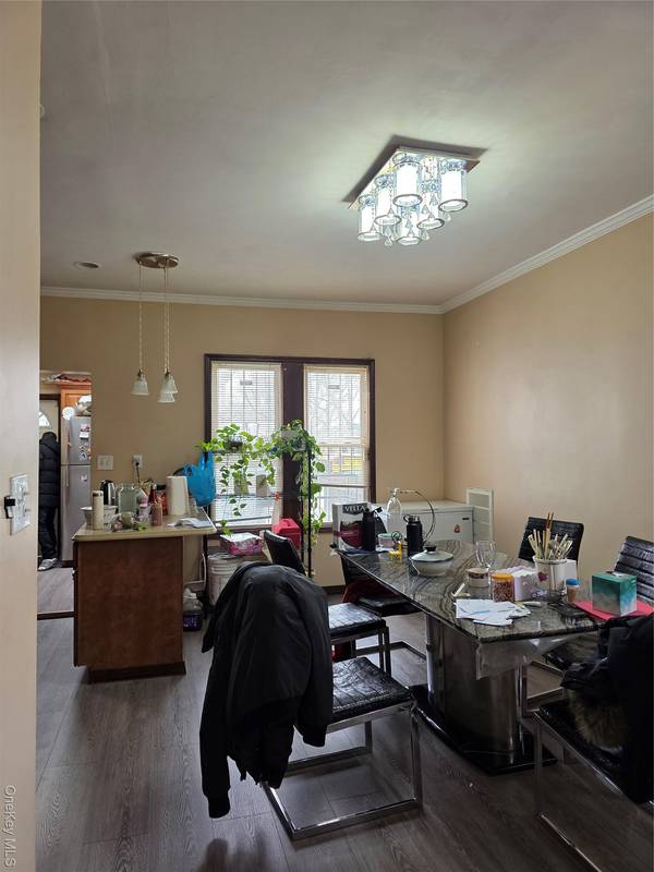 9102 96th ST, Woodhaven, NY 11421