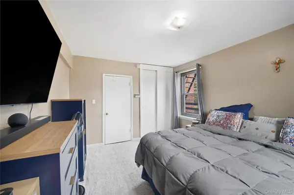 73-11 Bell BLVD #2C, Bayside, NY 11364