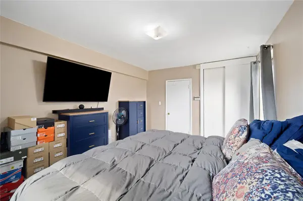 73-11 Bell BLVD #2C, Bayside, NY 11364