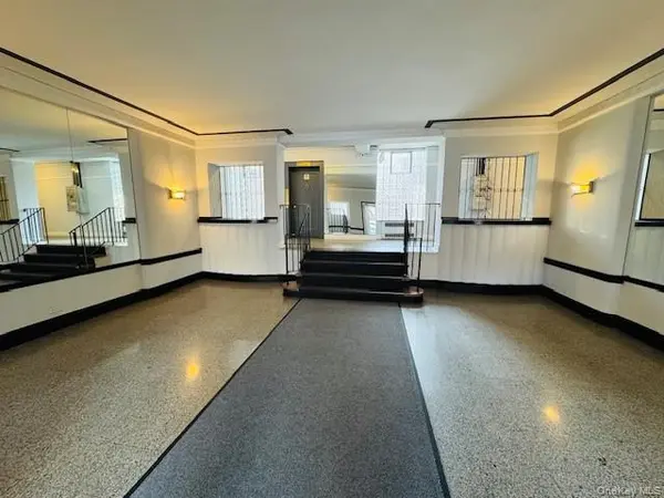 65-36 Wetherole ST #507, Rego Park, NY 11374
