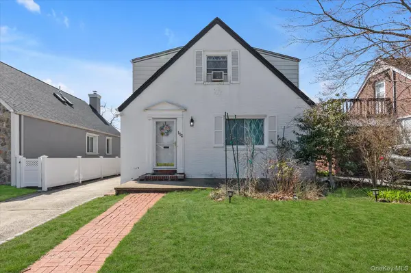 112 Ann ST, Valley Stream, NY 11580