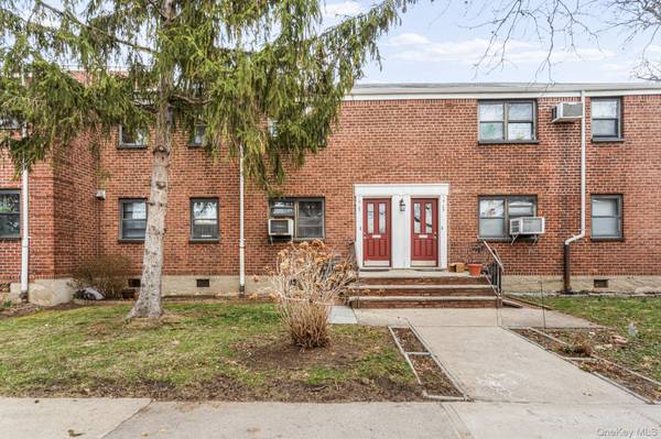 1907 166th ST #Lower, Whitestone, NY 11357