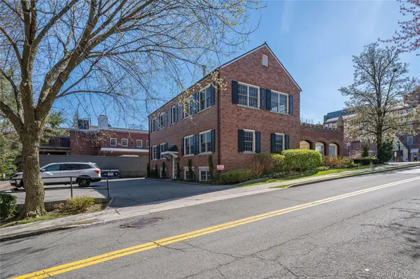 117 Pondfield RD, Bronxville, NY 10708