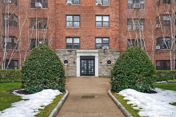 485 E Lincoln AVE #503, Mount Vernon, NY 10552