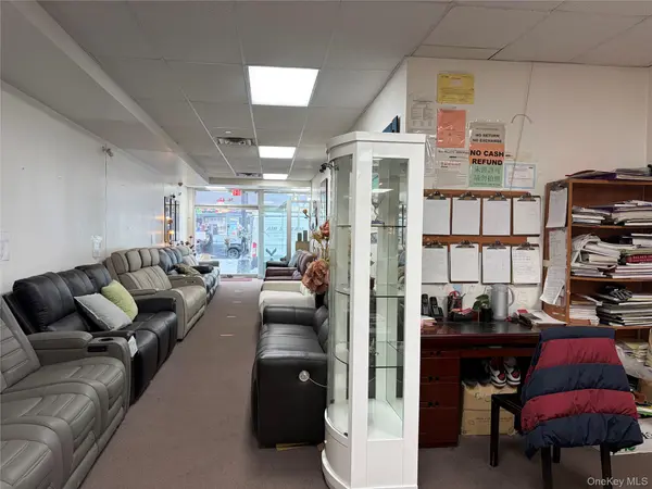36-42 Main ST #1FL, Flushing, NY 11354