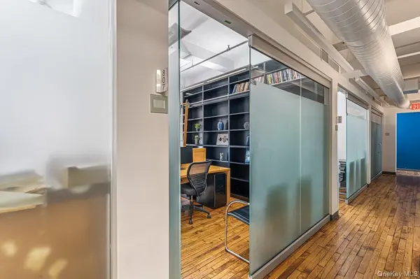 115 W 29th ST #807, New York (manhattan), NY 10001