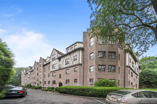 1440 Boston Post RD #8K, Larchmont, NY 10538