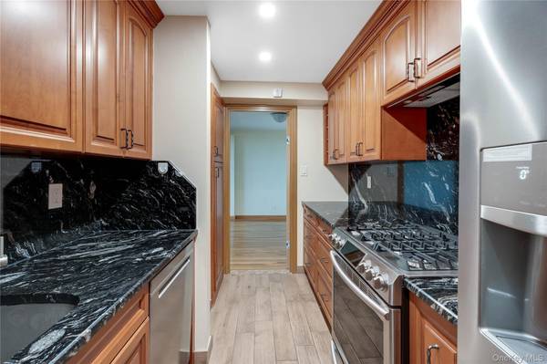 2711 Avenue X #6D, Brooklyn, NY 11235