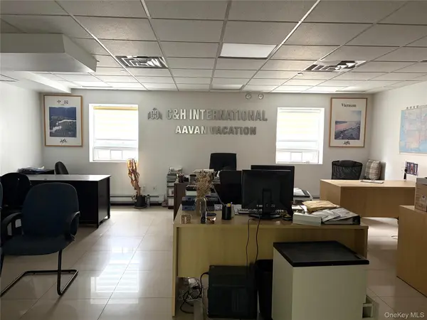 36-42 Main ST #4FL, Flushing, NY 11354