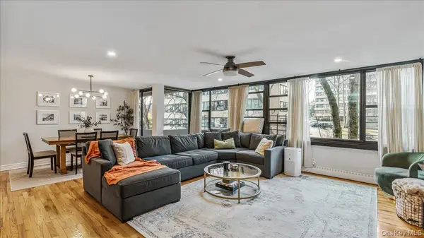 10-24 166th ST #3A, Beechhurst, NY 11357