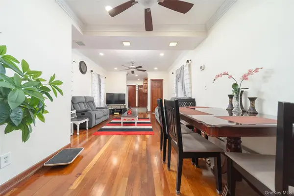 3438 12th ST, Astoria, NY 11106