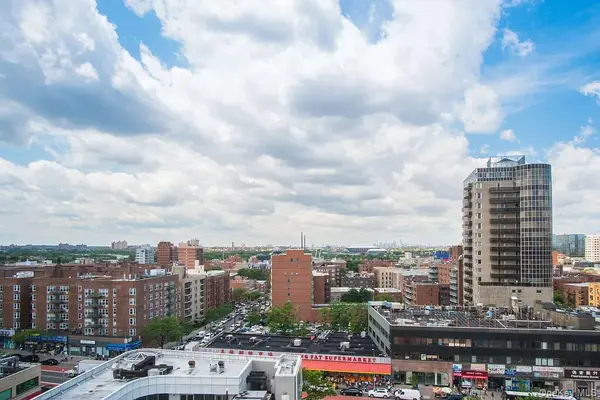 136 17 Maple ave #14H, Flushing, NY 11355