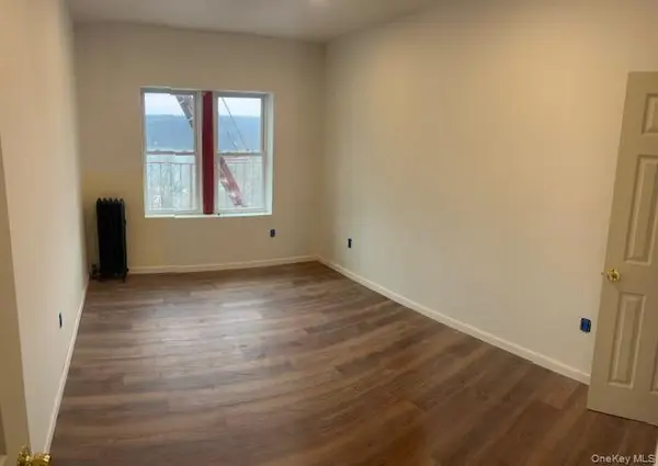 369 Warburton AVE #2B, Yonkers, NY 10701