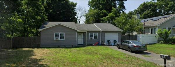 556 Taylor AVE, East Patchogue, NY 11772