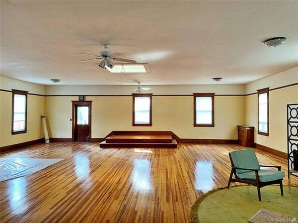 876 N Branch Hortonville RD, North Branch, NY 12745