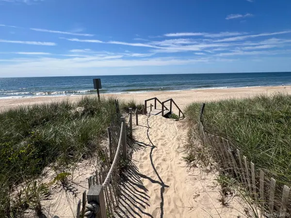 379 Bluff RD #115, Amagansett, NY 11930