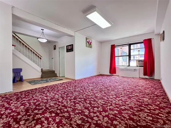 9960 63rd RD #5Z Duplex, Rego Park, NY 11374