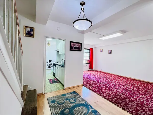 9960 63rd RD #5Z Duplex, Rego Park, NY 11374