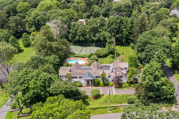 25 Stratford RD, Harrison, NY 10528