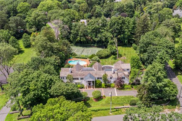 25 Stratford RD, Harrison, NY 10528